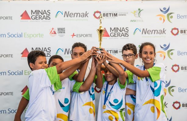 thumbnail de Comunidade de Betim (MG) recebe 2ª edição de torneio socioesportivo