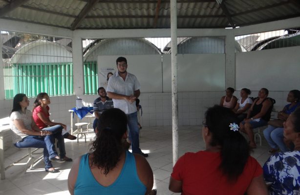 thumbnail de Parceria é pauta em reunião de pais e equipe do Semeando Ciência