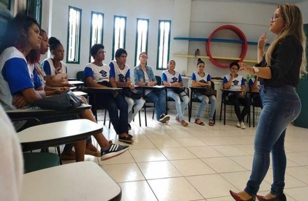 thumbnail de AVSI Brasil implementa formação de jovens aprendizes em Salvador