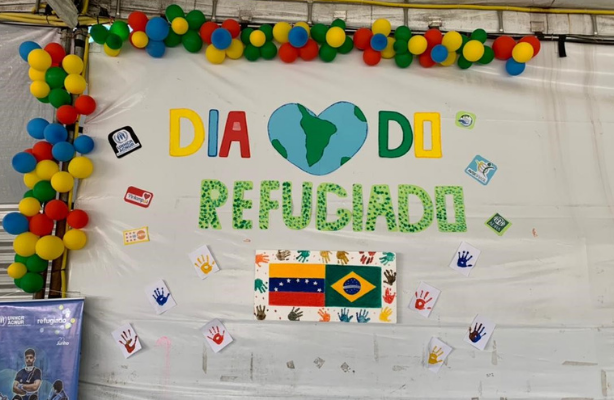 thumbnail de Venezuelanos comemoram dia mundial do refugiado em abrigos de Roraima