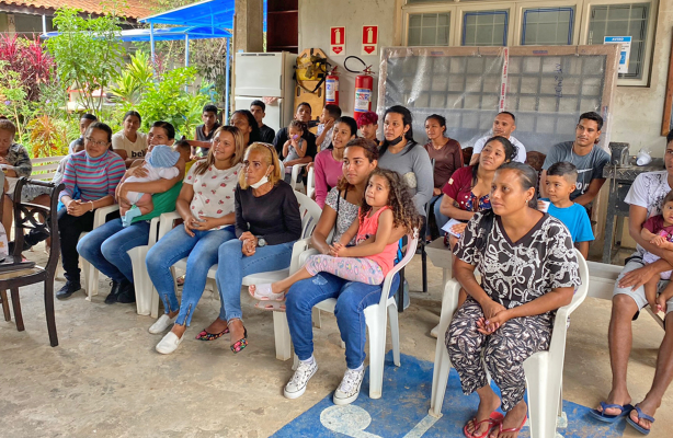 thumbnail de Refugiadas e migrantes venezuelanas chegam ao município de Cabreúva (SP), para trabalhar na área de logística