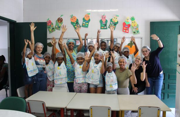 thumbnail de Brasil: Projeto Apoio a Distância beneficia mais de 1000 crianças no último ano