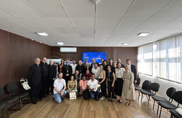 thumbnail de Projeto Acolhidos promove visita de representantes do Vaticano à Casa Bom Samaritano
