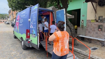 thumbnail de O PROJETO ATENDIMENTO COMERCIAL E EDUCATIVO OFERECE PALESTRAS E EXPERIÊNCIA ÚNICA À POPULAÇÃO DO CARMO-RJ