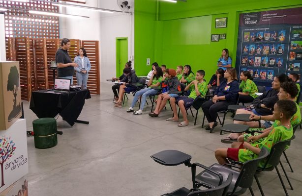 thumbnail de Maio Vermelho: Árvore da Vida promove ação de prevenção ao câncer bucal