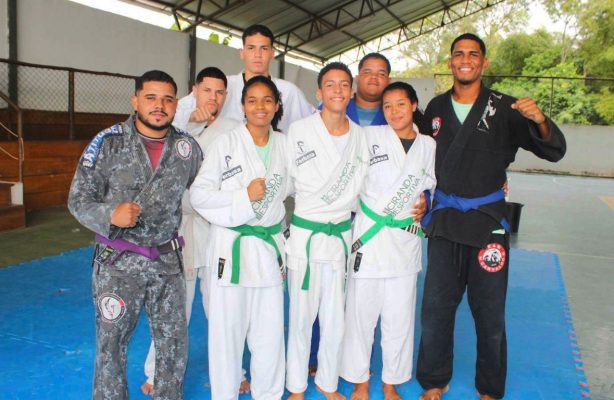 thumbnail de Projeto Ciranda Esportiva realiza exame de graduação em jiu-jitsu para jovens da zona rural de Catu (BA)