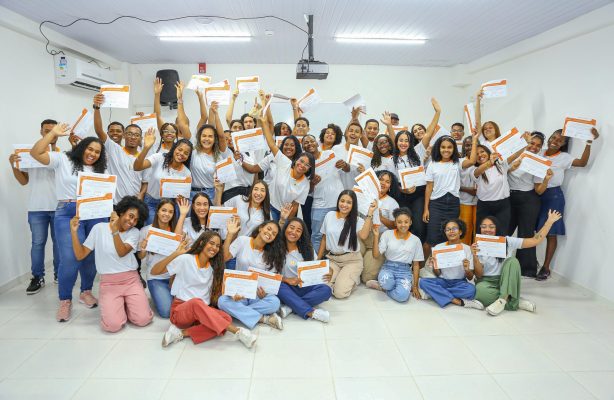 thumbnail de Primeira turma de Jovens Conectados e Acelera Pesca recebem certificação