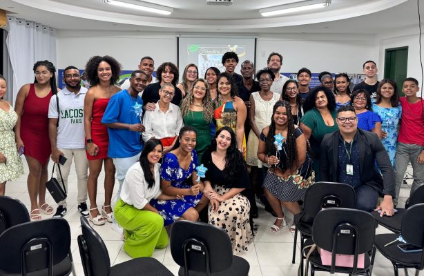 thumbnail de Jovens celebram formatura do Programa de Aprendizagem da AVSI Brasil em Salvador
