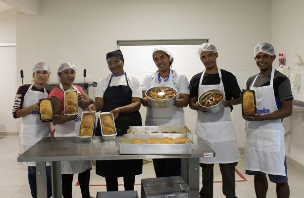 thumbnail de Projeto Acolhidos realiza oficina de panificação para imigrantes venezuelanos no DF