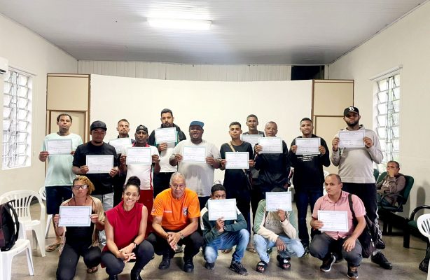 thumbnail de Pessoas sentenciadas ganham nova chance como agentes ambientais em parques de BH