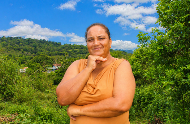 thumbnail de Empreendedora da zona rural de Catu (BA) transforma a própria história, inspira outras mulheres e fortalece famílias com liderança comunitária