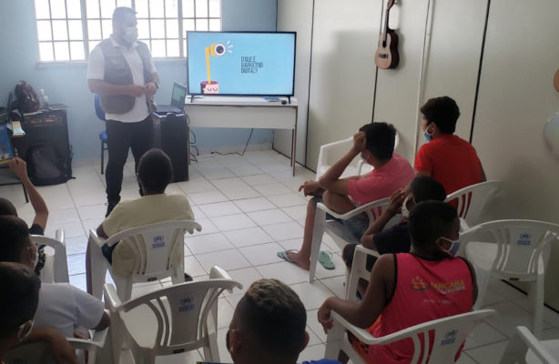 thumbnail de ADOLESCENTES DE ABRIGO EM RORAIMA PARTICIPAM DE OFICINA DE MARKETING DIGITAL