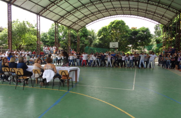 thumbnail de Jovens aprendizes participam de evento dedicado a eles