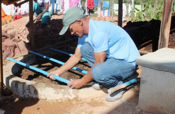 thumbnail de 800 pessoas são beneficiadas com cisternas e sistema de bioágua familiar na Bahia
