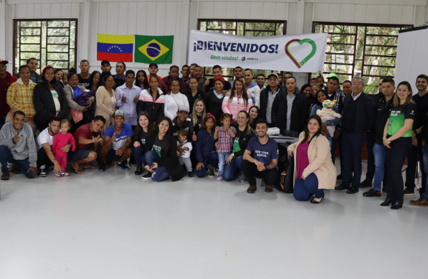 thumbnail de Santa Catarina recebe grupo de refugiados e migrantes venezuelanos para trabalhar em Caçador