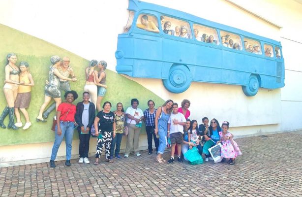 thumbnail de Minas Gerais: Mulheres do projeto Antonieta de Barros visitam o Instituto Inhotim