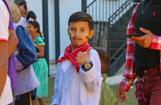 thumbnail de Integração e intercâmbio cultural marcam festa junina na Casa Bom Samaritano