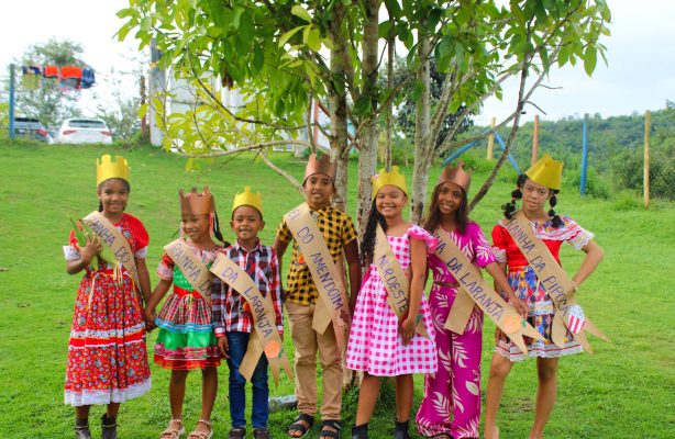 thumbnail de Programa Ciranda Viva realiza celebração junina com crianças e adolescentes da zona rural de Catu BA