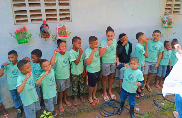 thumbnail de Educação e Cuidado: crianças da zona rural de Catu-BA participam de ação de higiene bucal