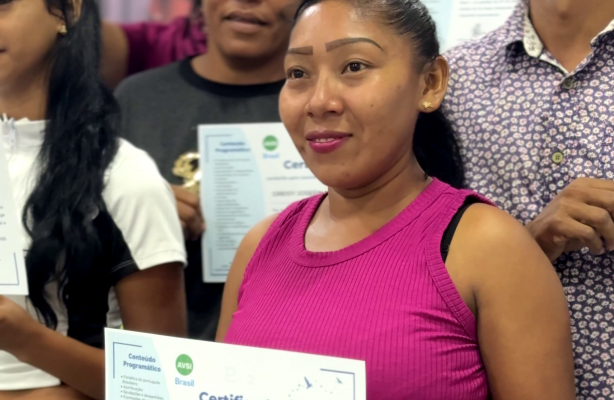 thumbnail de Cursos de português aceleram a integração social e fortalecem a autonomia de mais de 1.000 refugiados e migrantes venezuelanos no Brasil